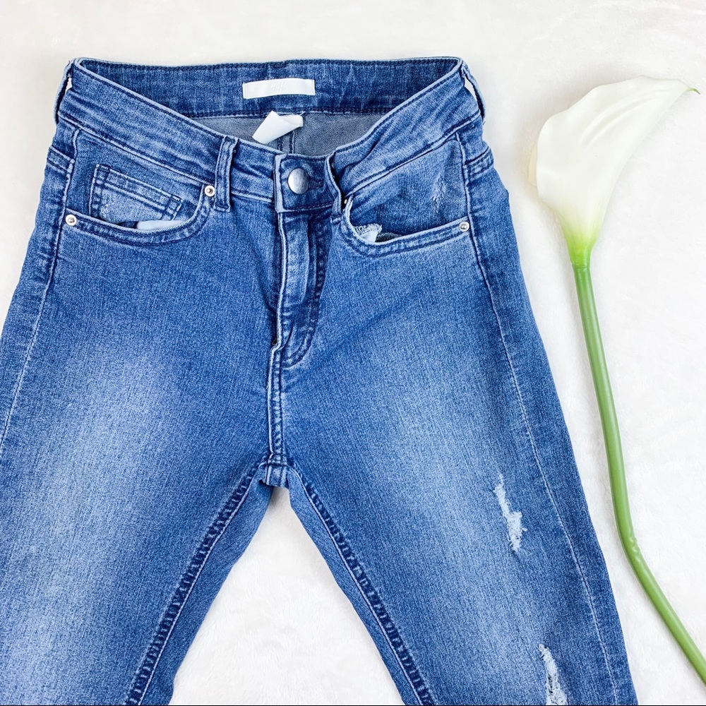 H&M Ripped Distressed Skinny Jeans - Picture 2 of 4